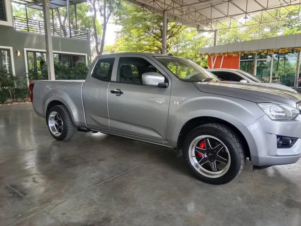 2021 Isuzu D-Max III (RG) 3