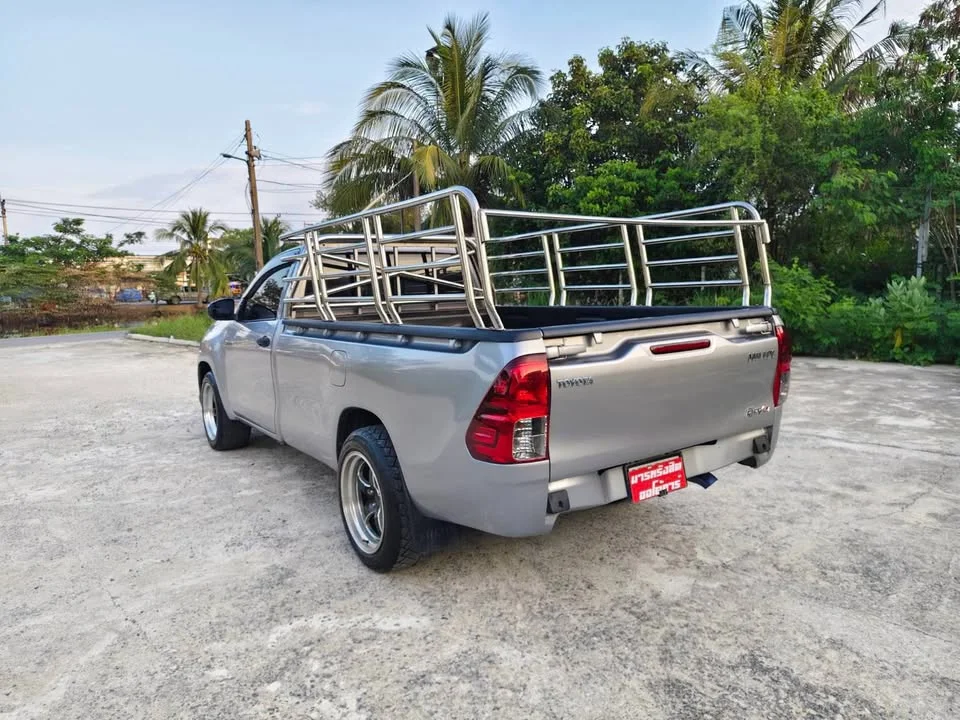 2018 Toyota Hilux VIII 3