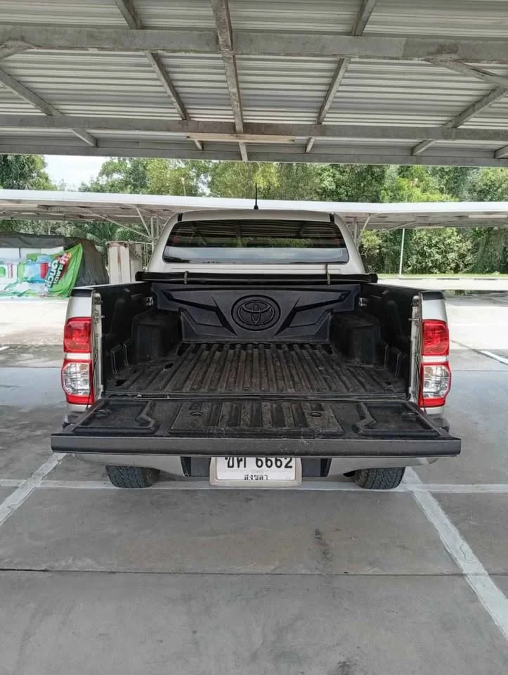 2013 Toyota Hilux VII 3
