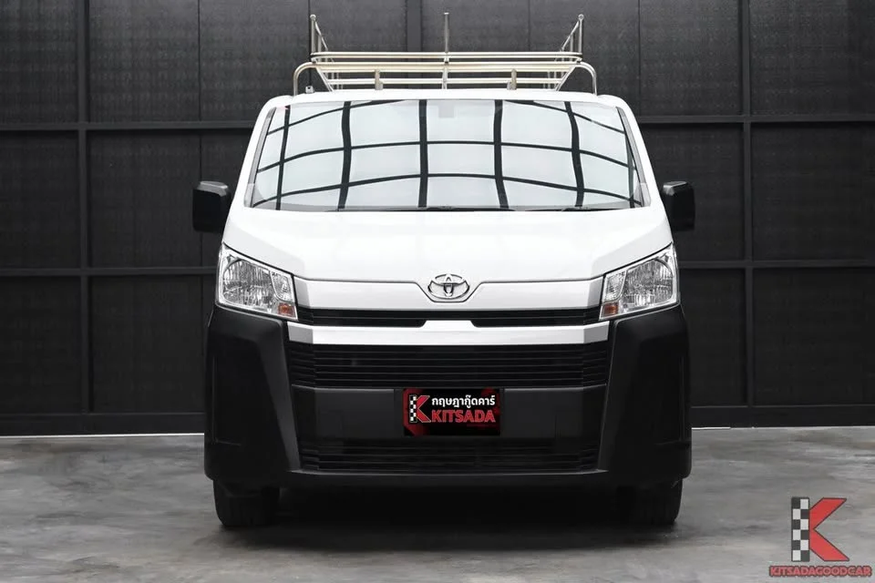 2022 Toyota HiAce VI (H300) 2
