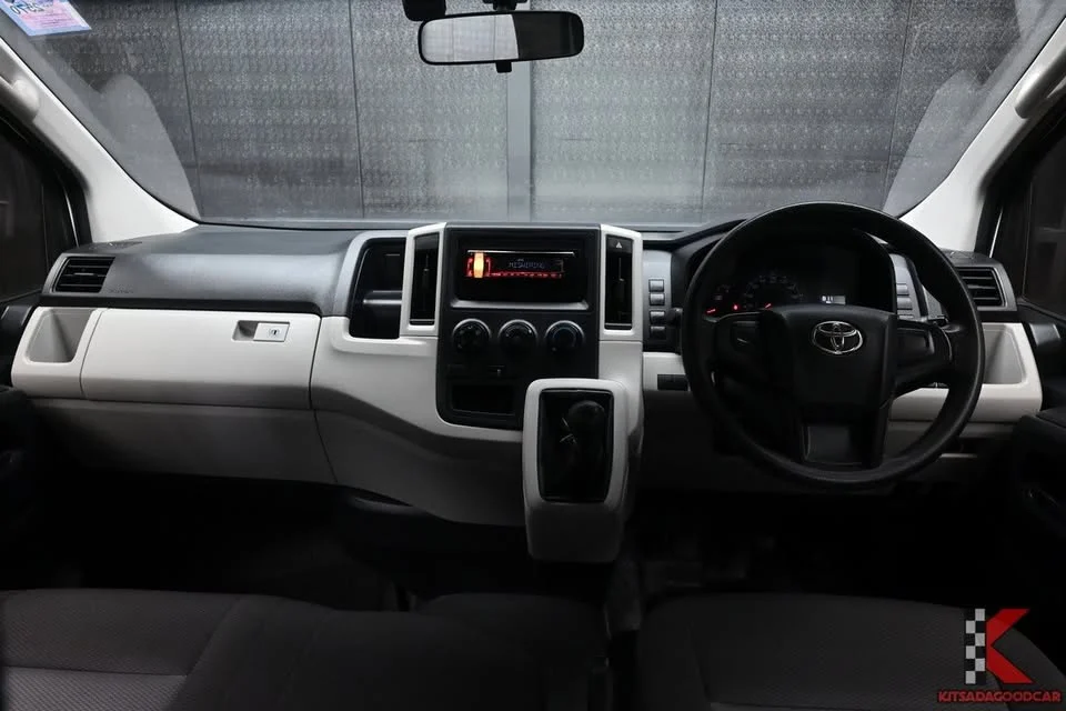 2022 Toyota HiAce VI (H300) 3