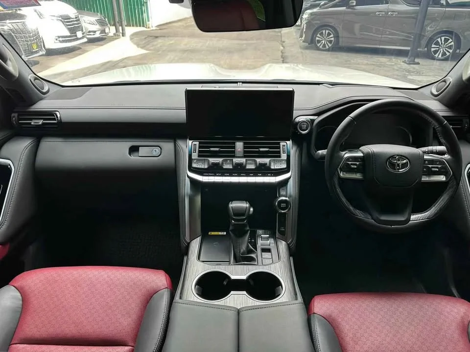 2022 Toyota Land Cruiser J300 2