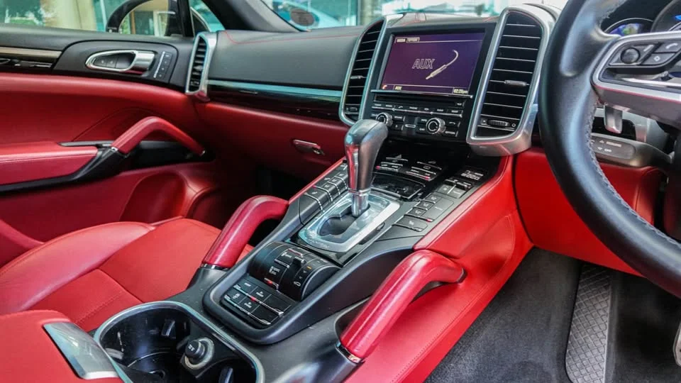 2017 Porsche Cayenne II 2