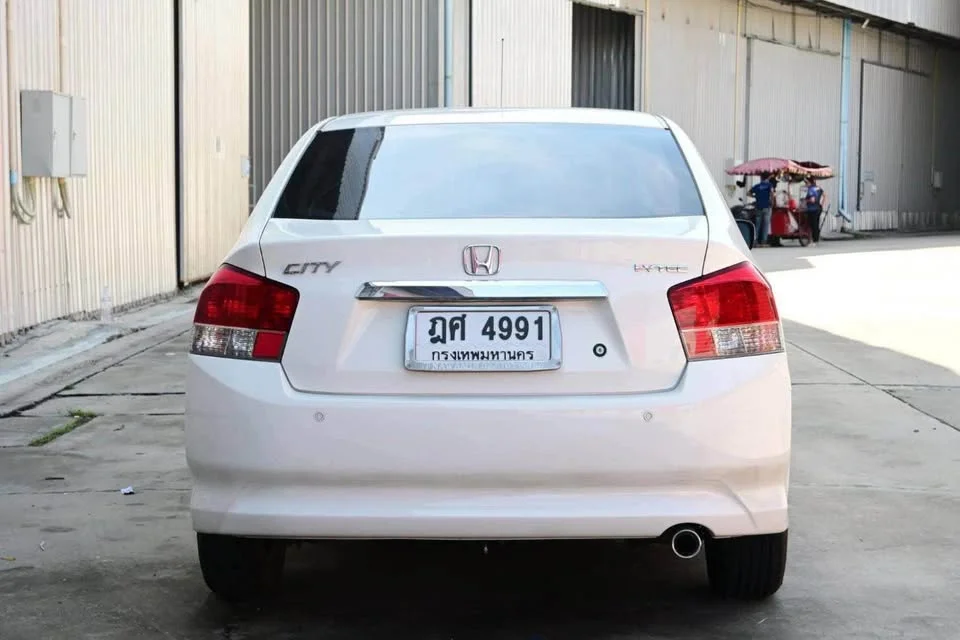 2011 Honda City V 3