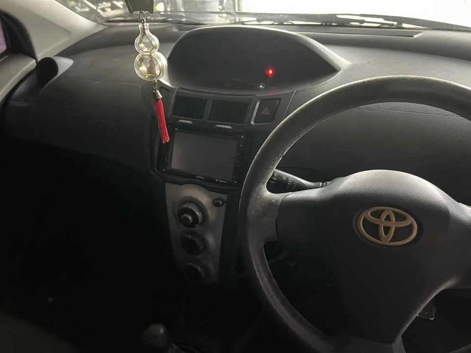 2006 Toyota Yaris II 3