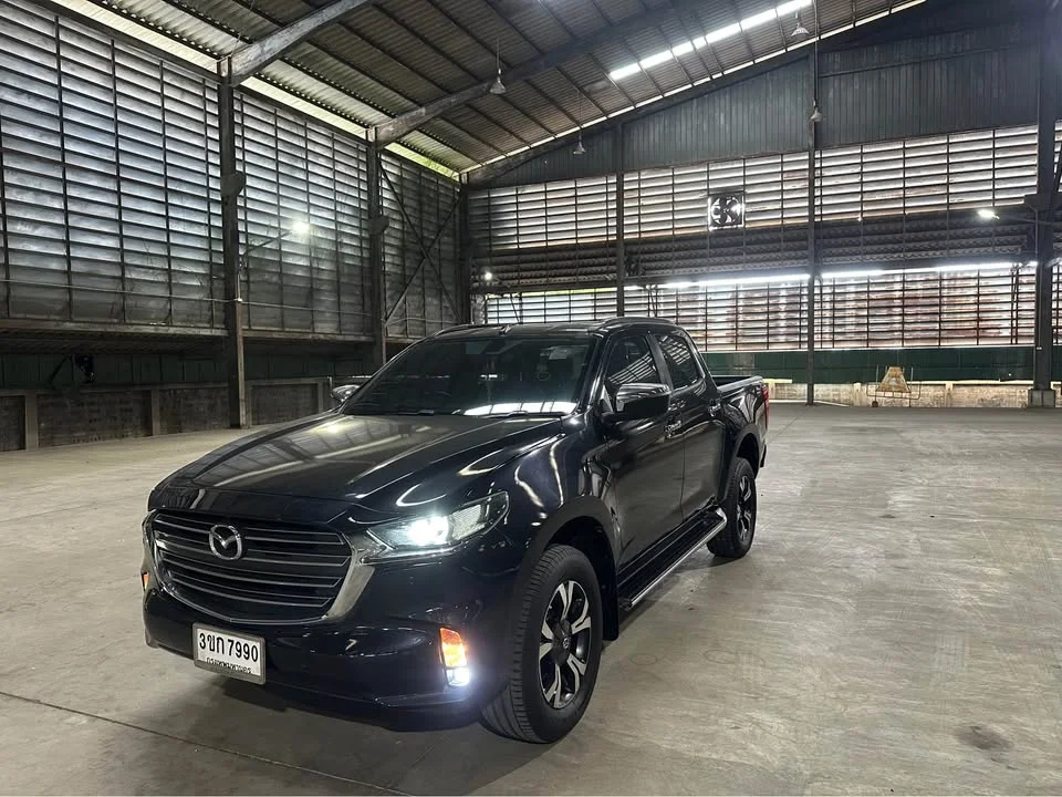2021 Mazda BT-Series III 2