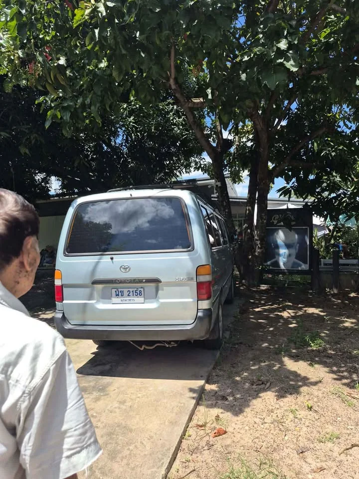 2003 Toyota Commuter IV (H100) 3