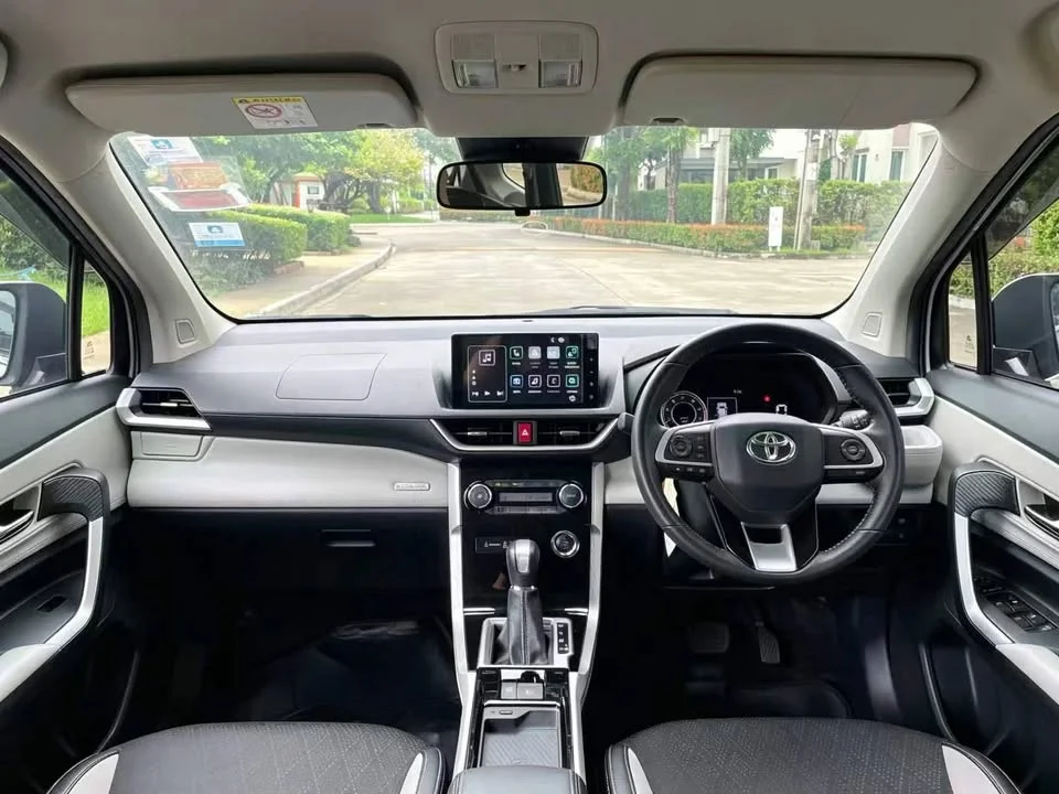 2023 Toyota Veloz III 3