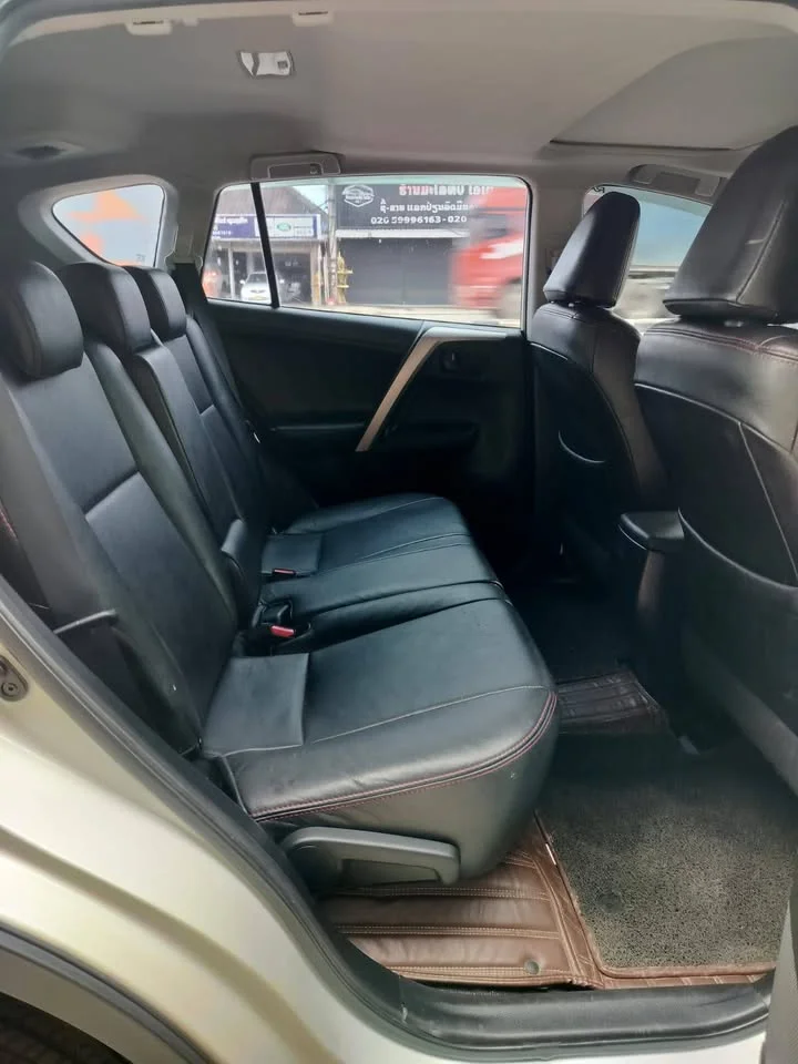 2017 Toyota RAV4 IV 2
