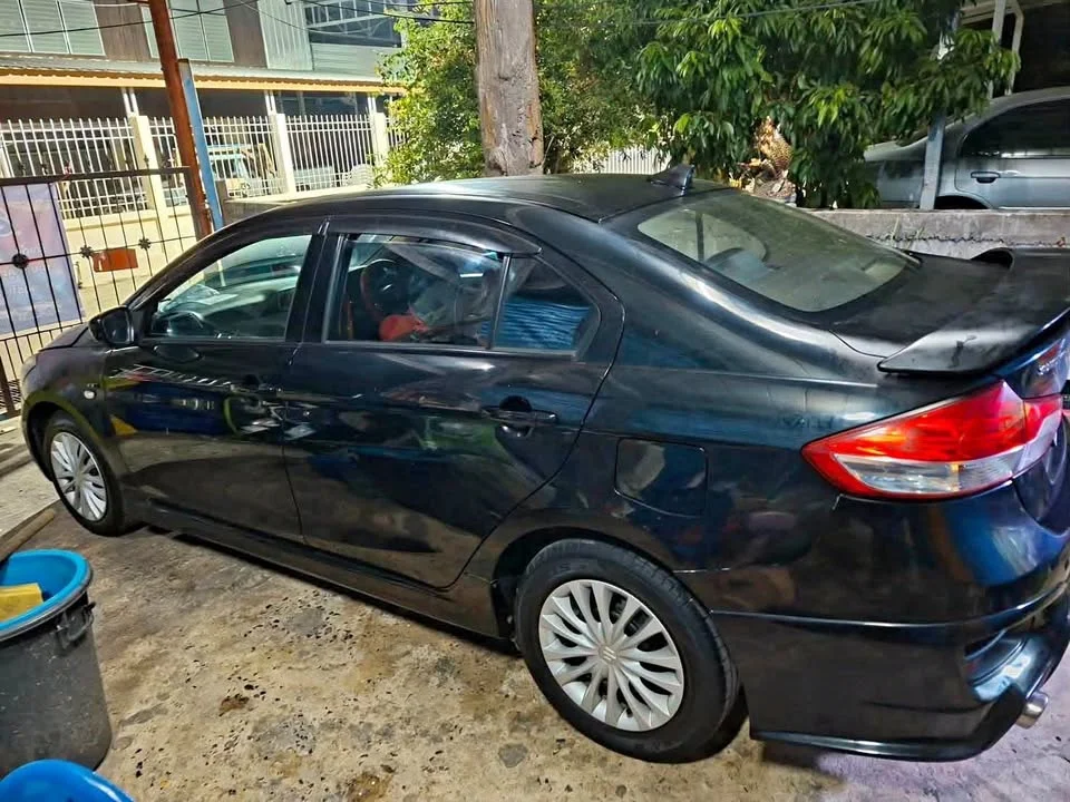 2015 Suzuki Ciaz 2