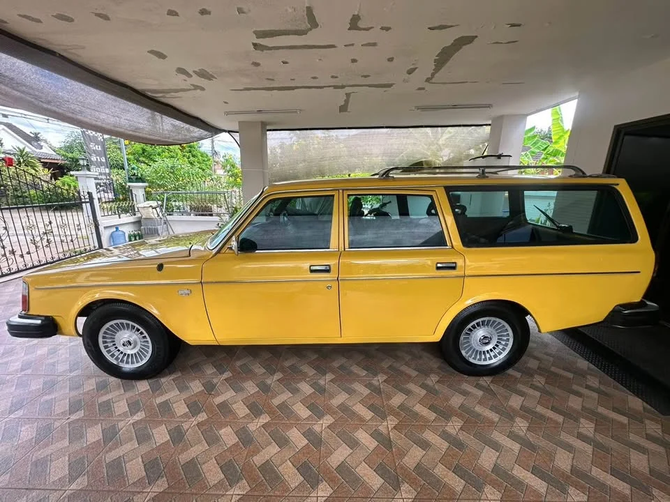 1984 Volvo 200 Series 2