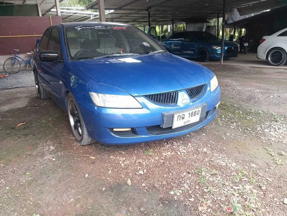 2005 Mitsubishi Lancer VIII 2