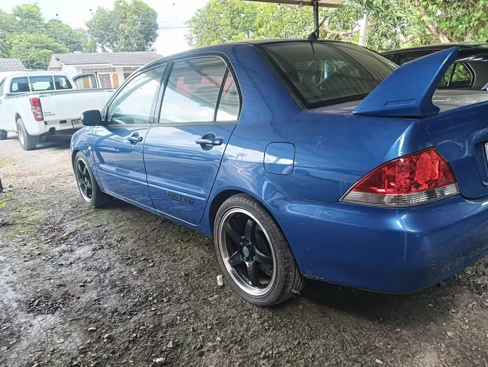 2005 Mitsubishi Lancer VIII 3
