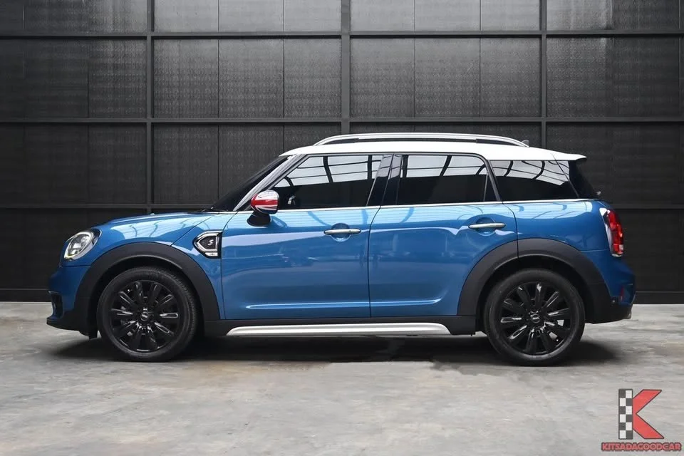 2017 Mini Countryman II 3