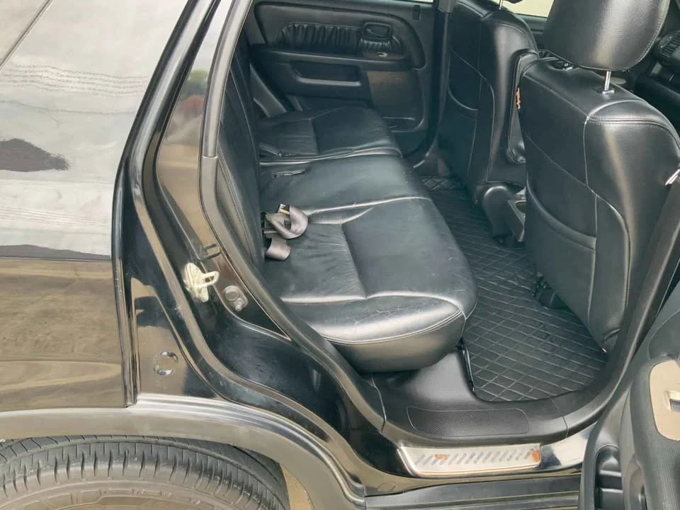 2003 Honda CR-V II 2