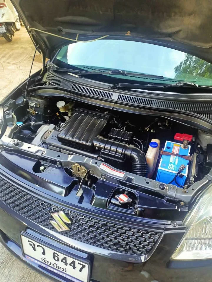 2011 Suzuki Swift I 2