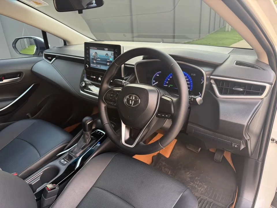 2020 Toyota Corolla Altis XII (E210) 3