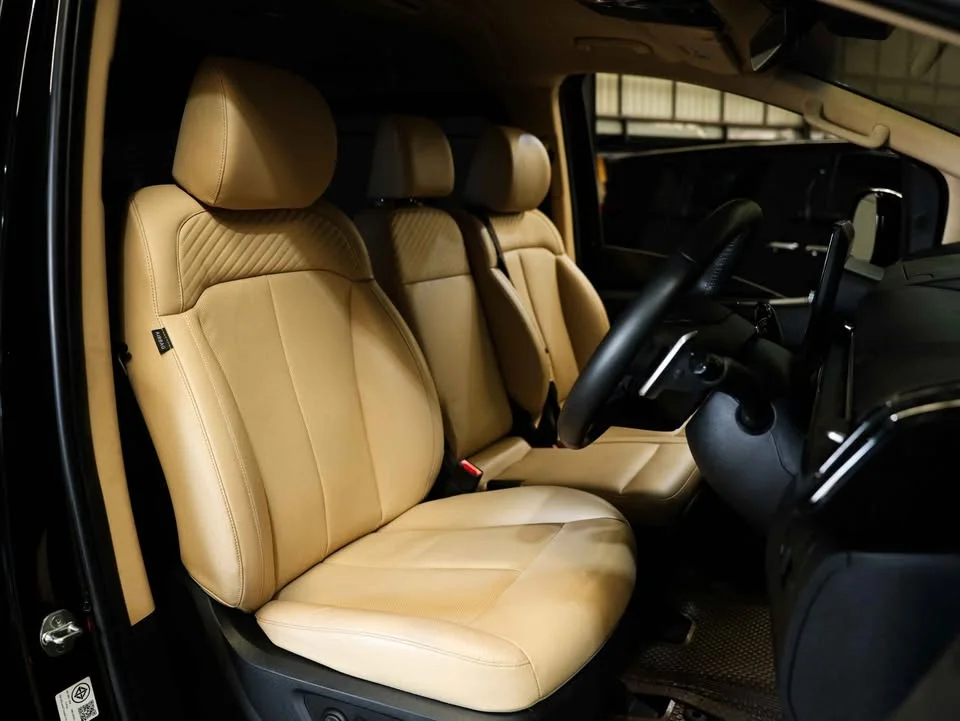 2021 Hyundai Staria US4 3