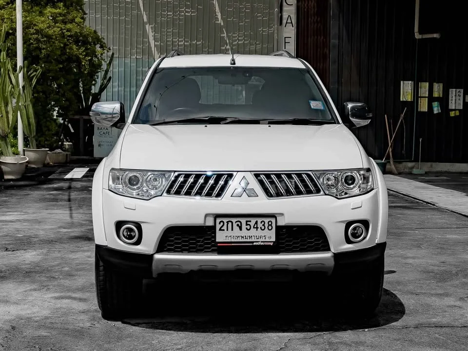 2012 Mitsubishi Pajero Sport II 3