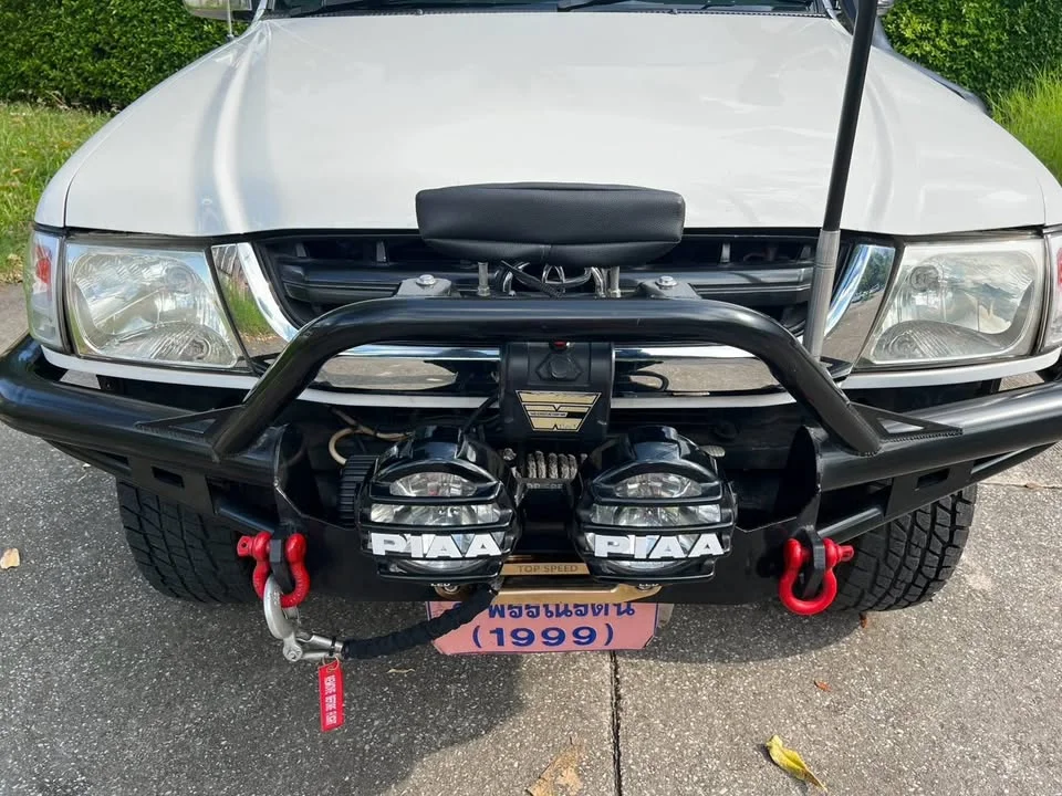 2004 Toyota Hilux Tiger VI 2
