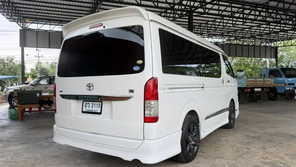 2016 Toyota HiAce V (H200) 2