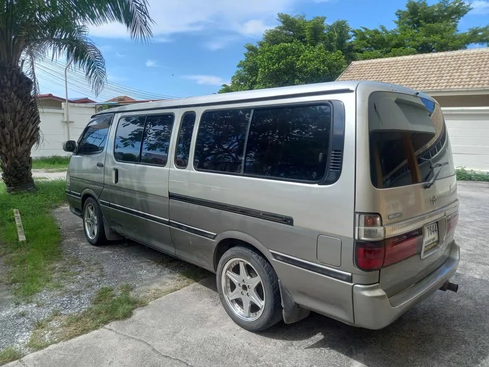 1999 Toyota Commuter IV (H100) 2