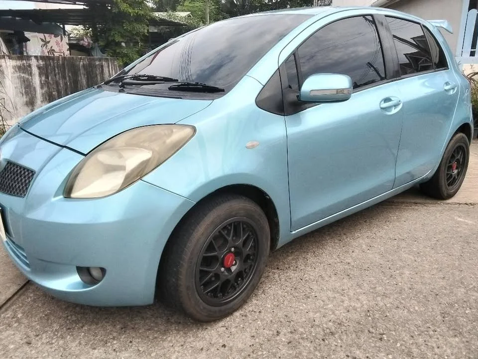 Toyota Yaris II 3