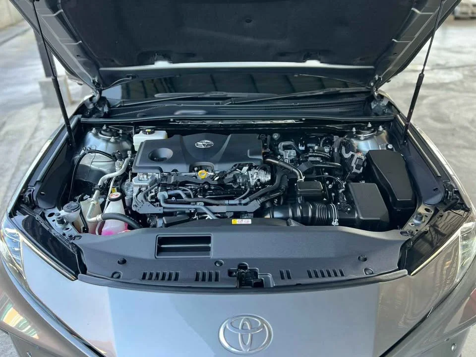 2025 Toyota Camry VIII (XV70) 3