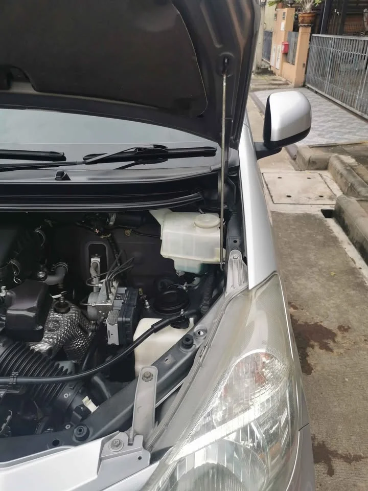 2012 Toyota Avanza II 2