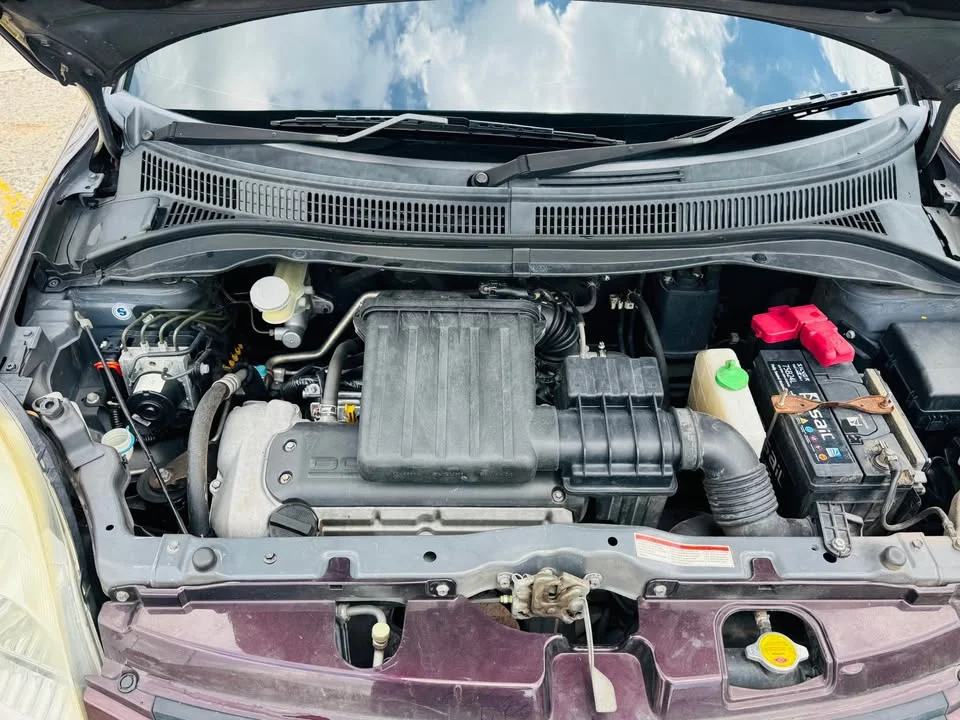 2011 Suzuki Swift I 2