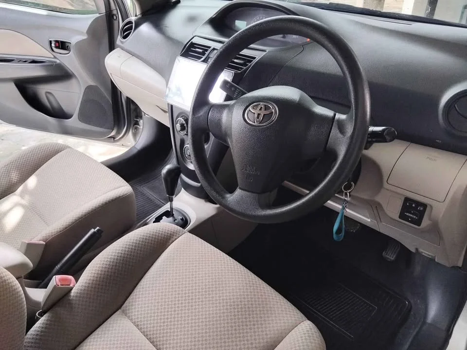 2010 Toyota Vios II 2