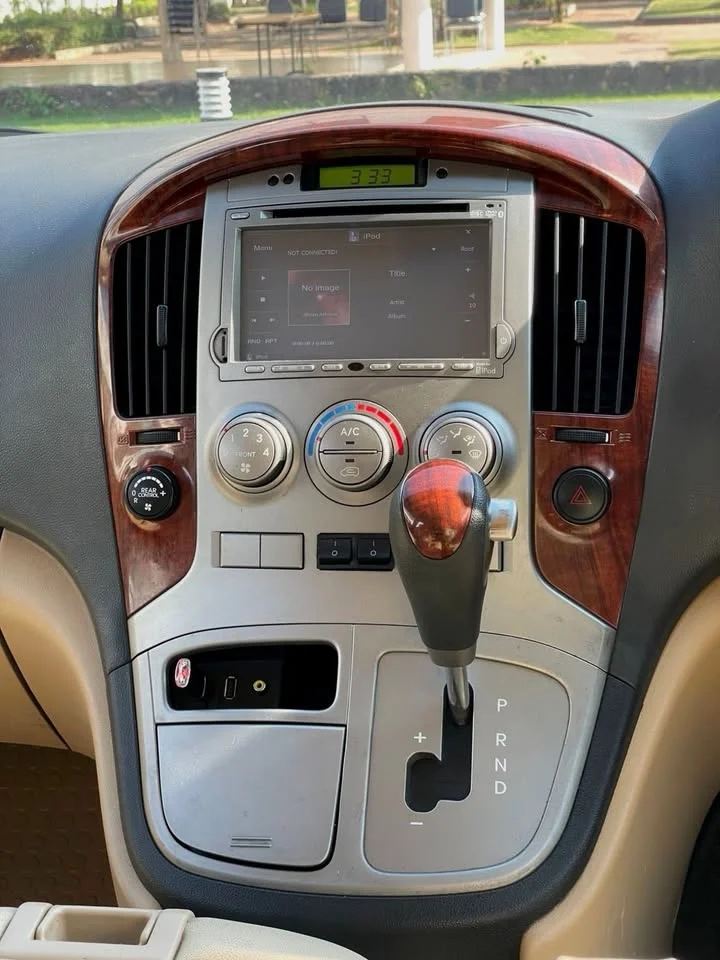 2012 Hyundai H-1 II 2