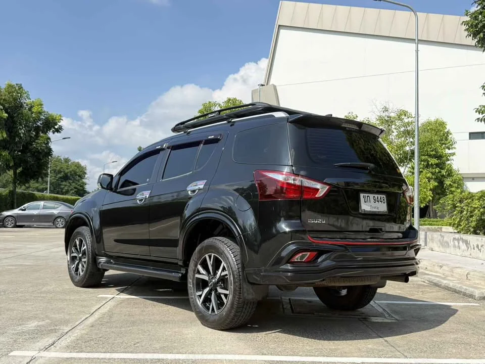 2020 Isuzu MU-X I 2