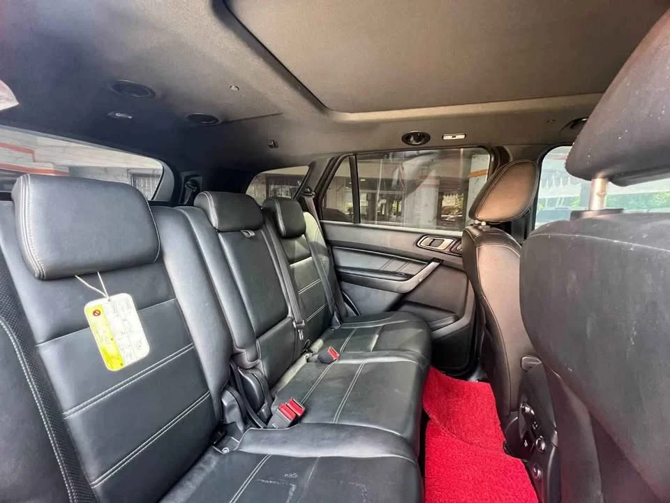 2019 Ford Everest II 3
