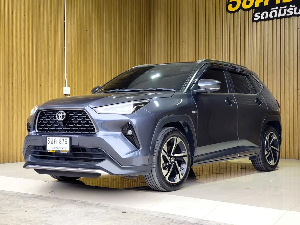 2023 Toyota Yaris Cross AC200 3