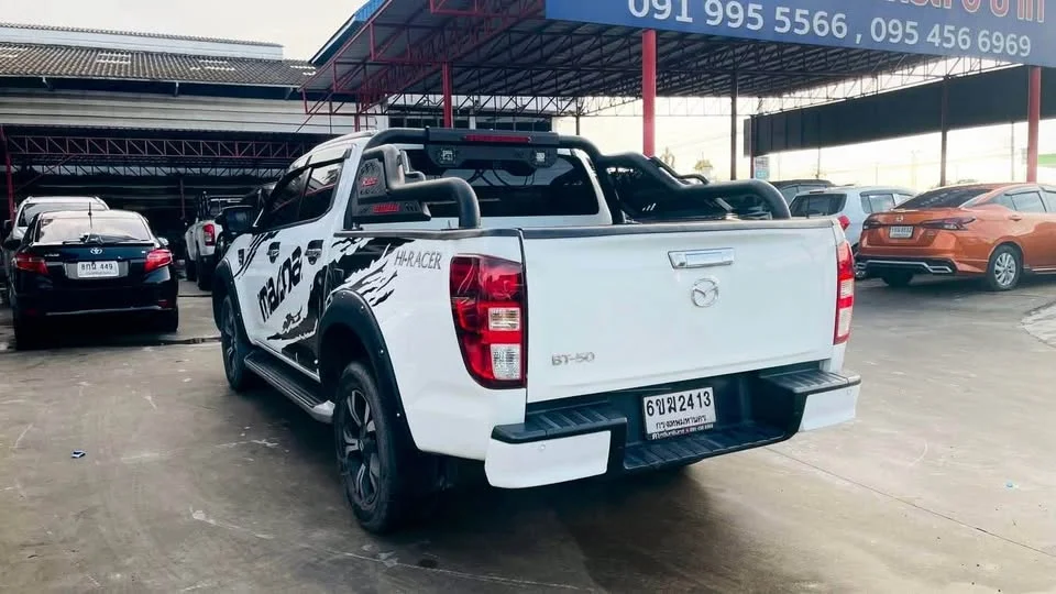 2023 Mazda BT-Series III 2