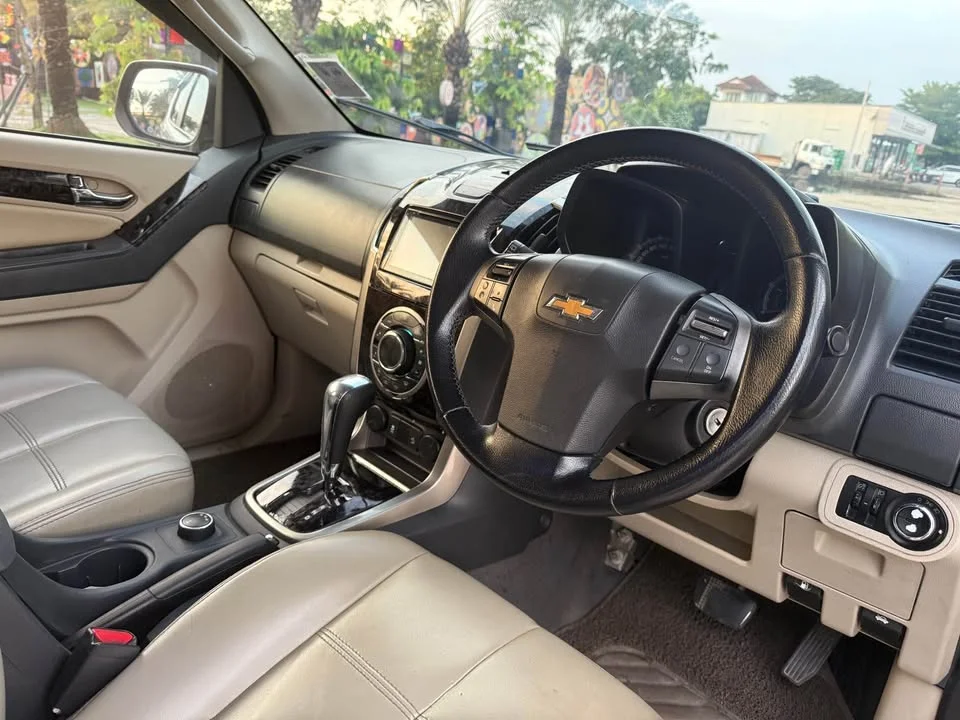 2013 Chevrolet TrailBlazer II 2