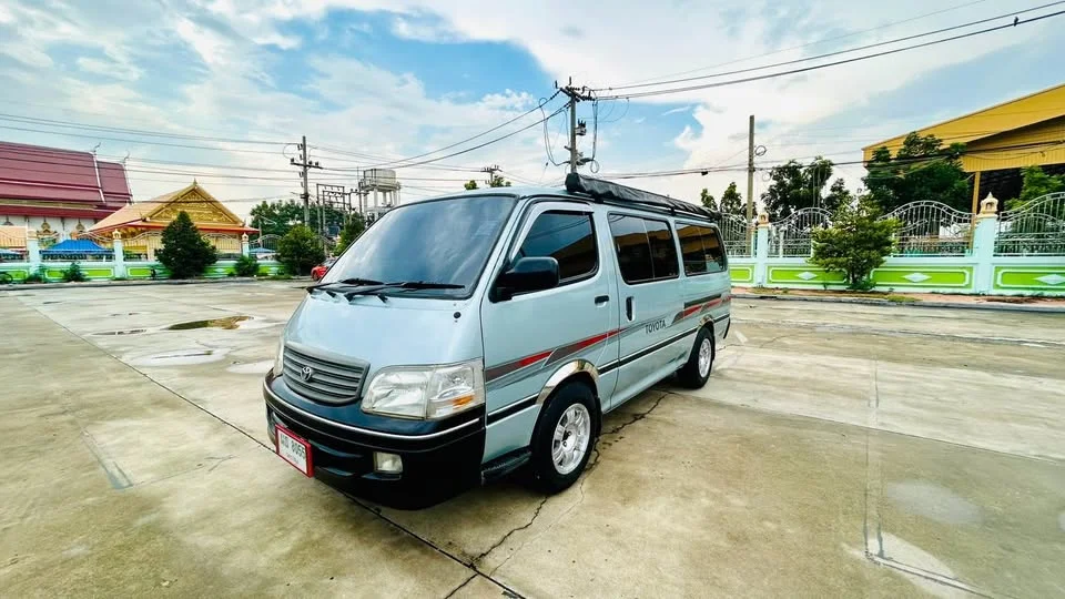 2001 Toyota Commuter IV (H100) 2