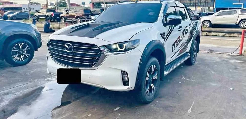 2023 Mazda BT-Series III 3