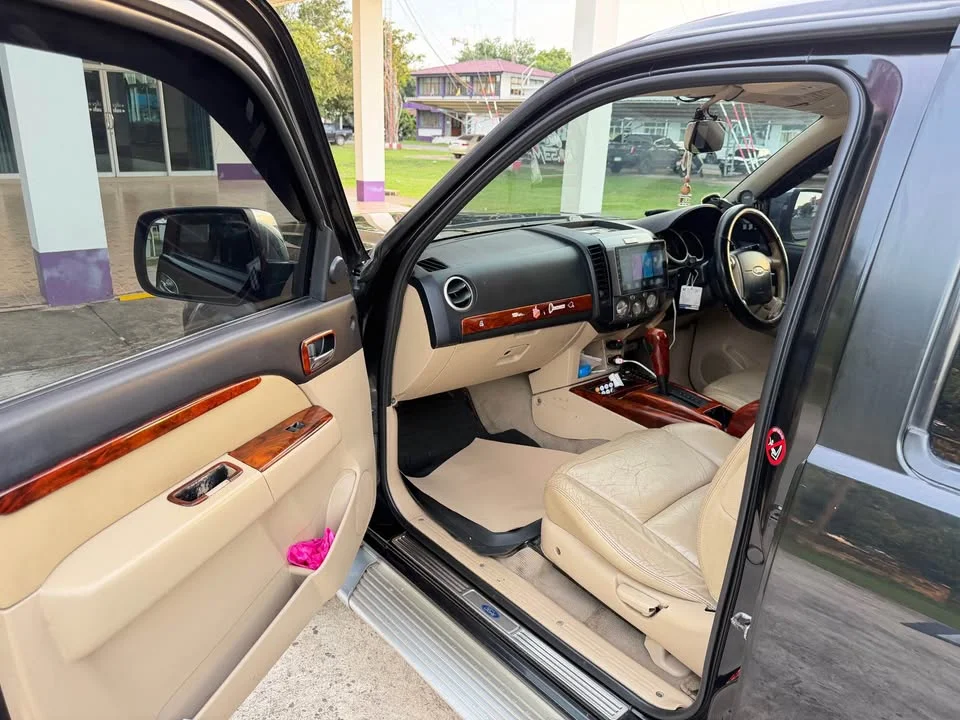 2008 Ford Everest I 2