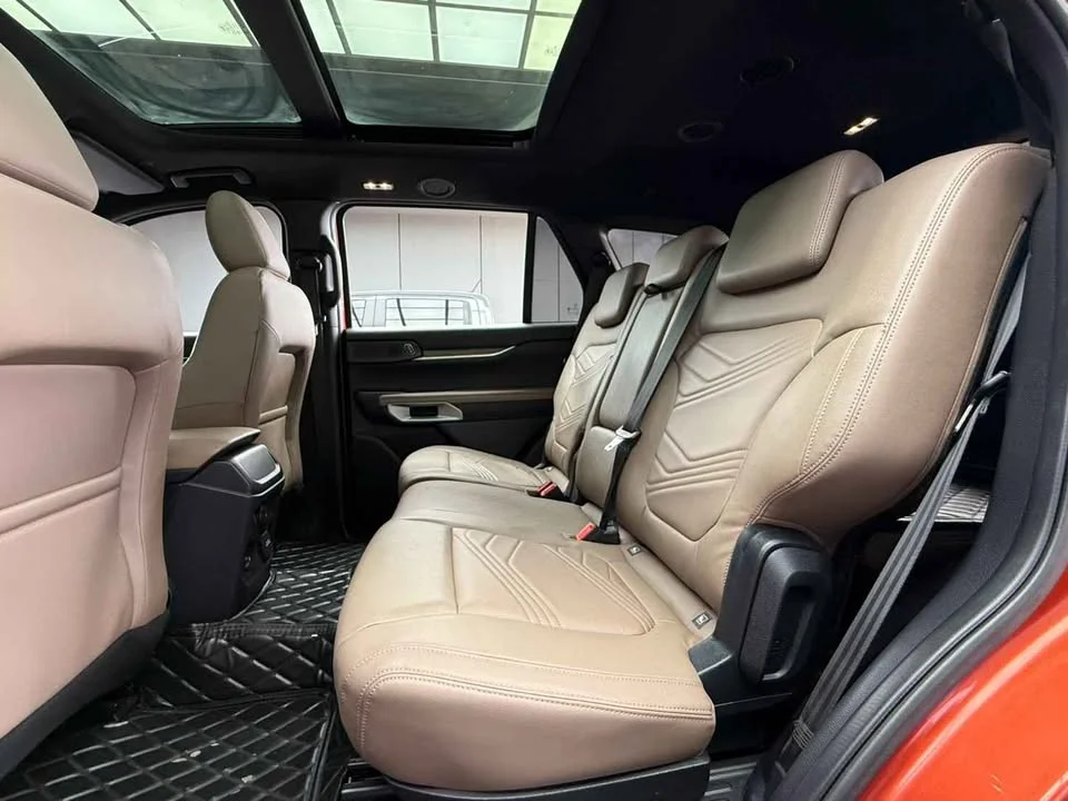 2022 Ford Everest III 2