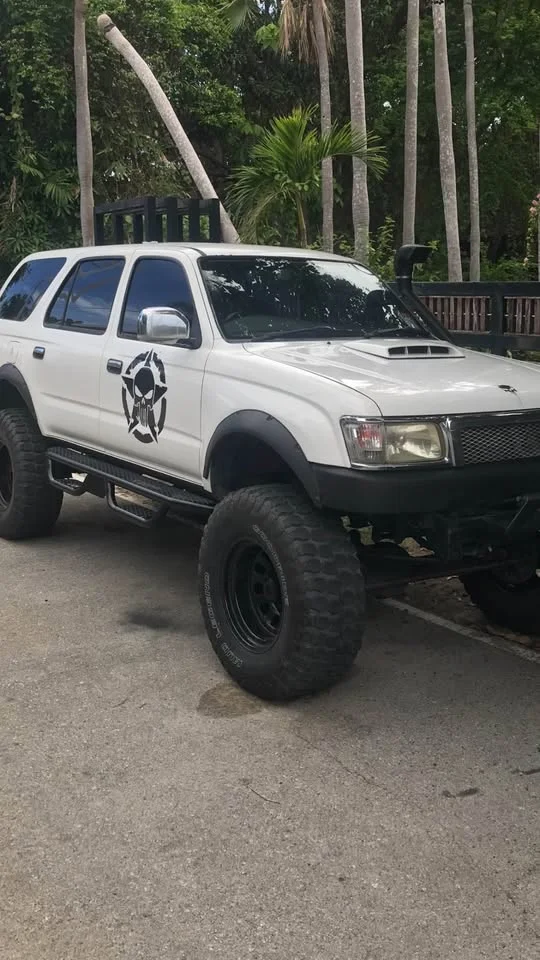 2004 Toyota Hilux Tiger VI 2