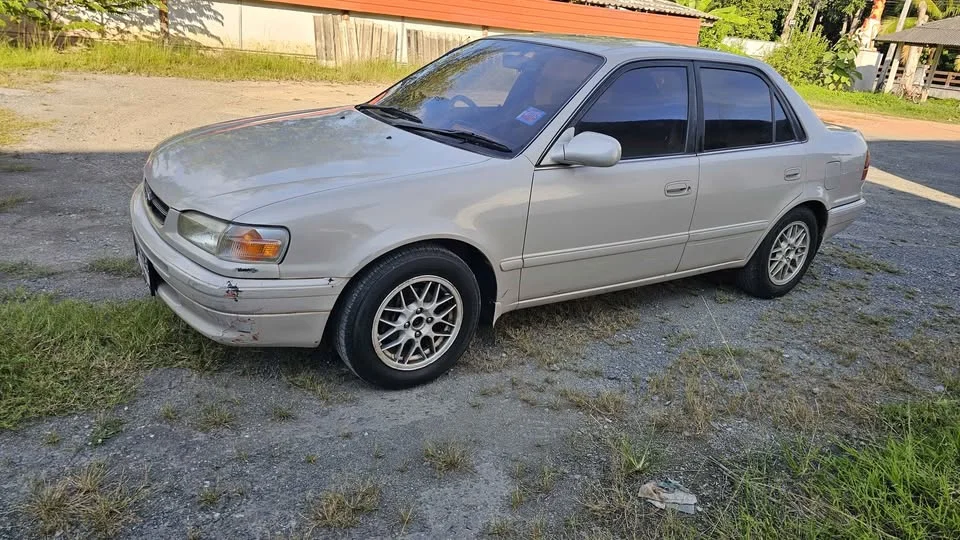 1996 Toyota Corolla Altis VIII (E110) 3