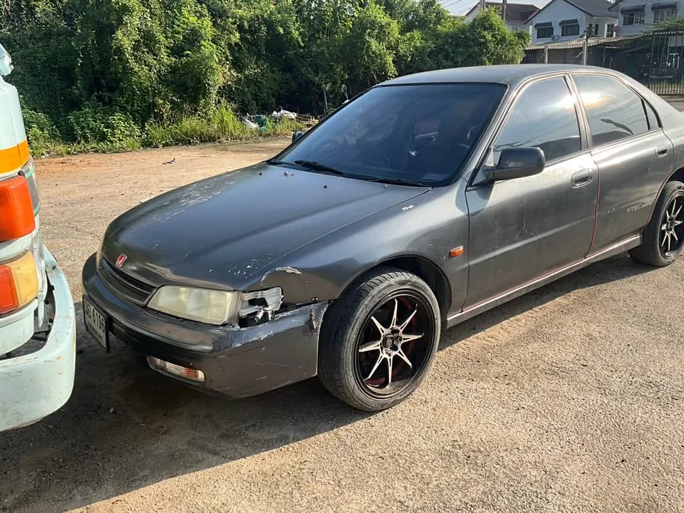 1994 Honda Accord V 3