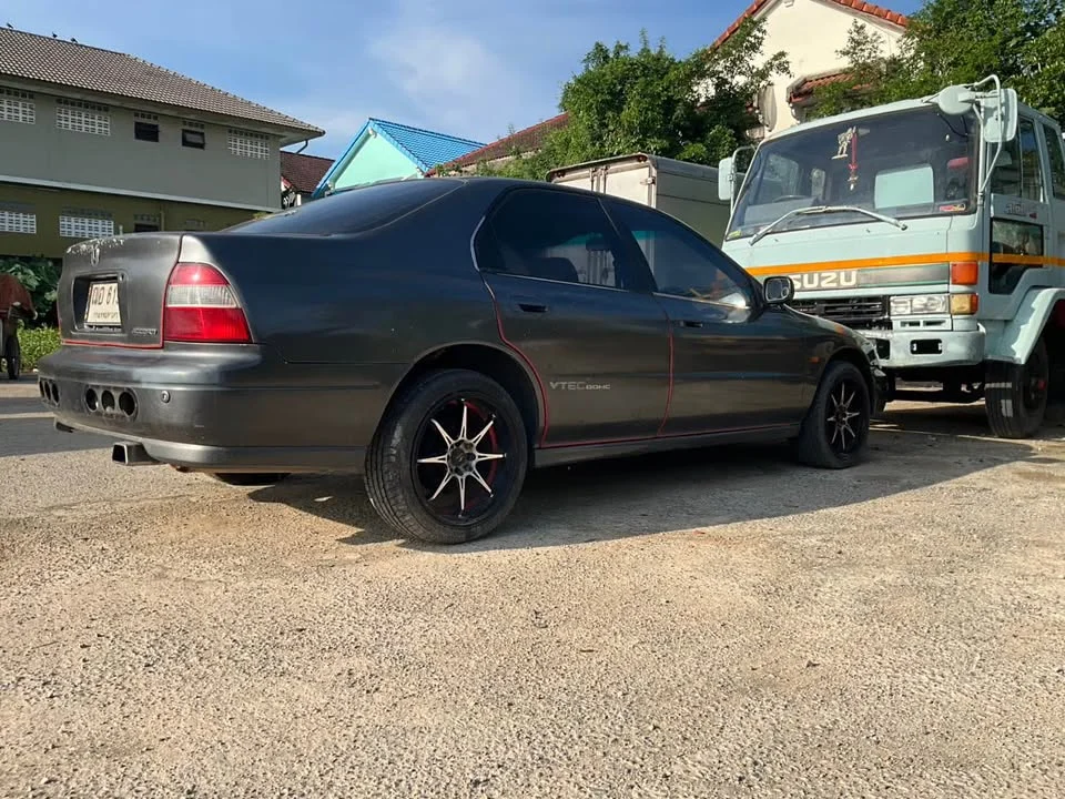 1994 Honda Accord V 2