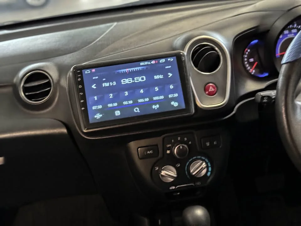 2015 Honda Mobilio II 3