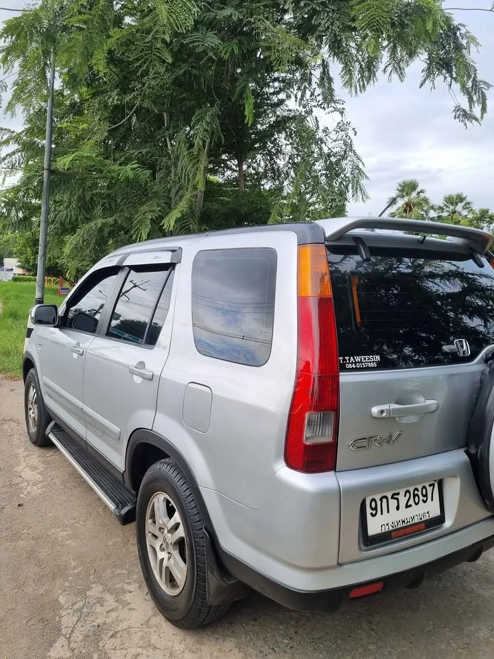 2002 Honda CR-V II 2