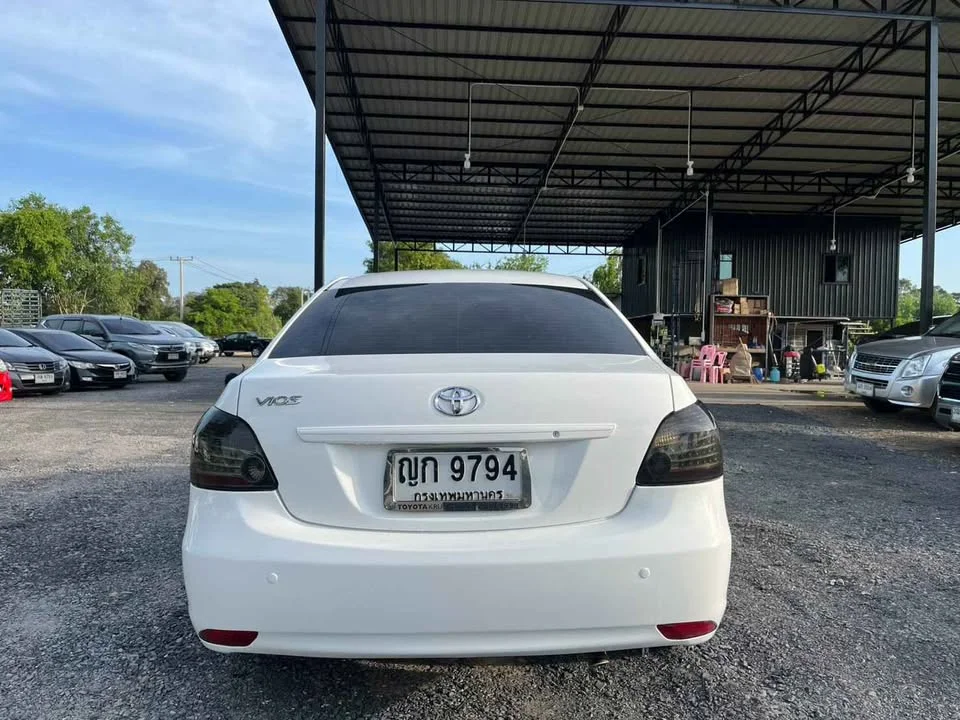 2010 Toyota Vios II 3