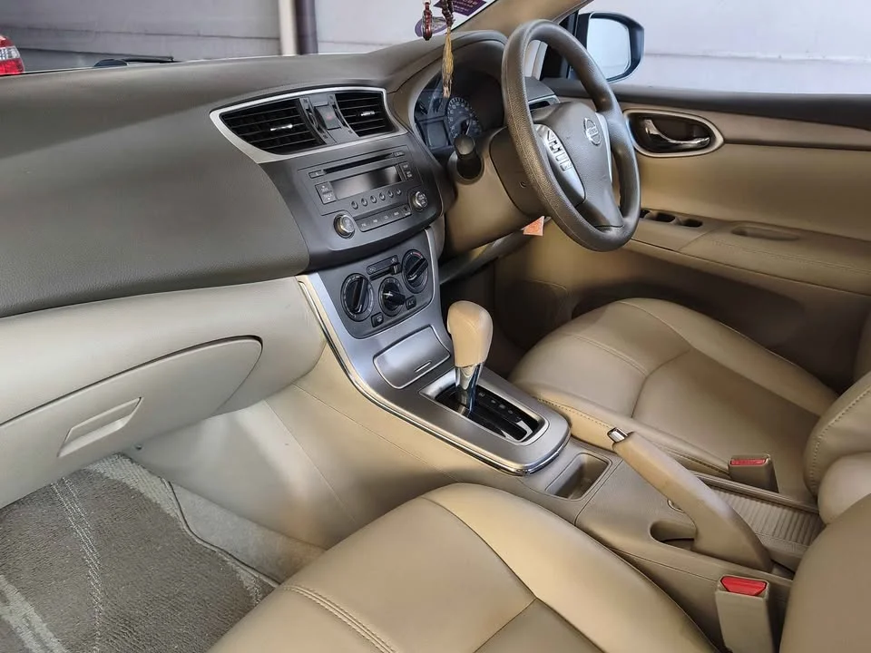 2013 Nissan Sylphy III (B17) 3
