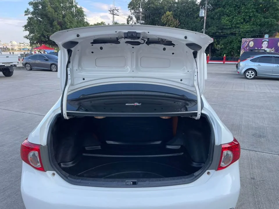 2010 Toyota Corolla Altis X (E140) 2